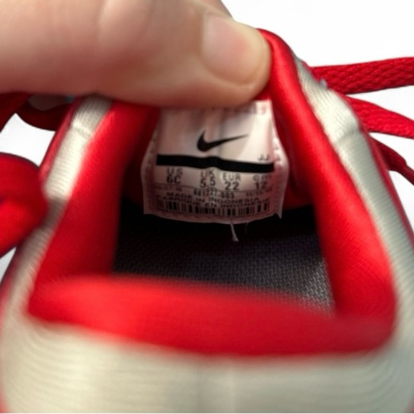 Nike Kids Air Max Zero Essential Toddler 6 Red & White Slip-on Sneakers NWOB - Picture 8 of 11
